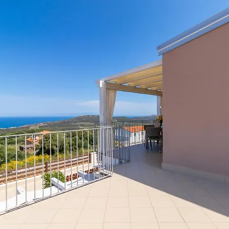 Vista Bocche Di Bonifacio Apartment Isola Rossa